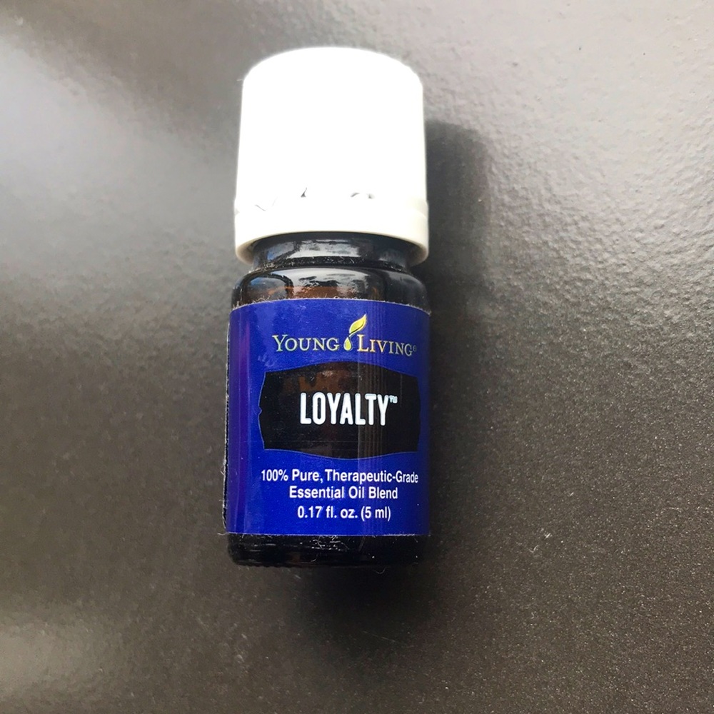 YOUNG LIVING Loyalty essential oil